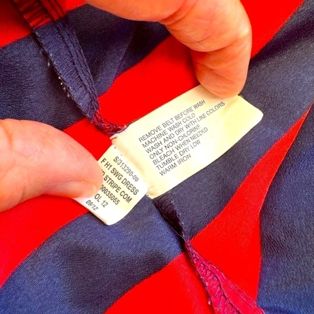 Gap size xs cute red/navy dress - Picture 7 of 7